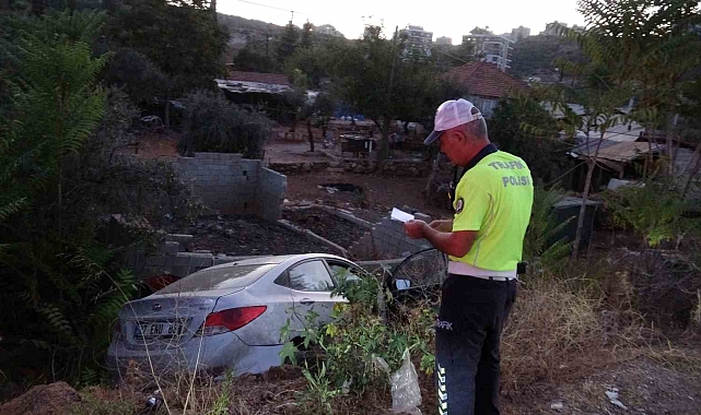 Antalya'da iki otomobil çarpıştı: 4 yaralı
