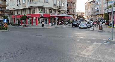 Antalya'da motosiklet ile elektrikli bisiklet çarpıştı: 2 yaralı