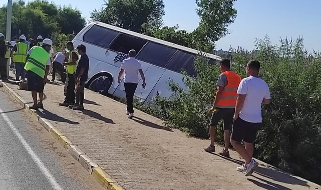 Antalya'da otel servis otobüsü şarampole düştü: 7 yaralı