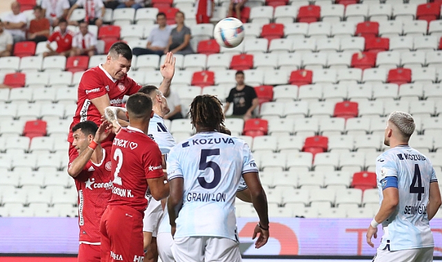 Antalyaspor Uzatmalarda Samudio ile Kazandı 2-1 
