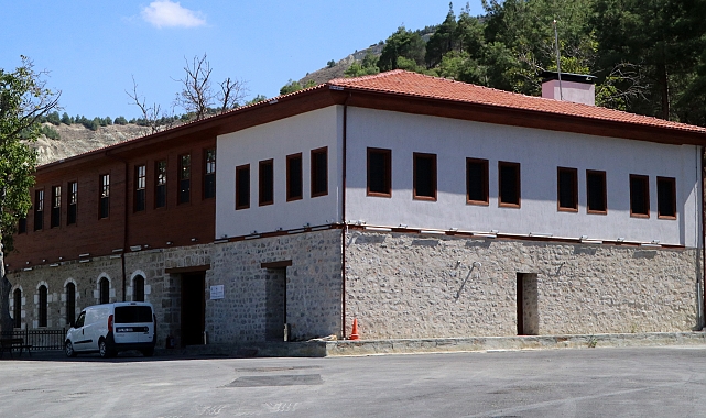 Atıl haldeki asırlık değirmen, kahvaltı evi oldu