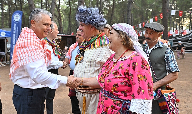 Başkan Uysal Yörüklerle bir araya geldi