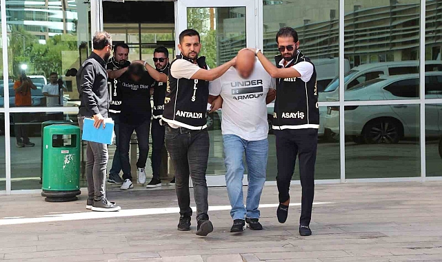 Boşanma aşamasındaki karısını öldüren zanlı tutuklandı