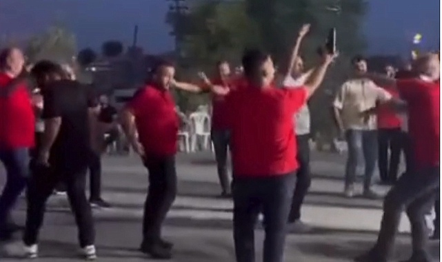Bucaklı'nın seçim kutlamalarında silahla havaya ateş açıldı