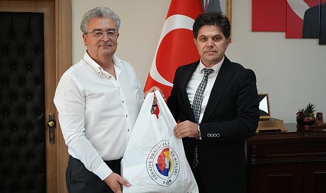 Burdur Ticaret Borsası'ndan kırtasiye yardımı
