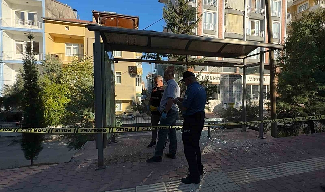 Burdur'da durakta otobüs beklerken av tüfeği ile vurulan kadın yaralandı