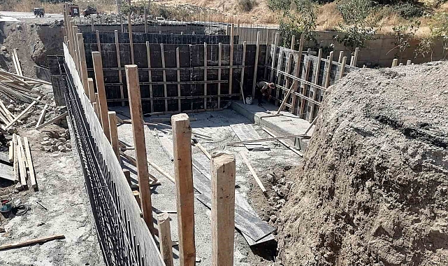 Çiğli'nin yeni köprüsü yükseliyor