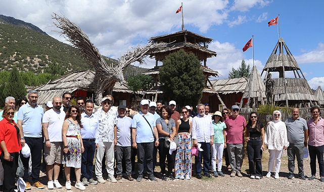 DEİK'in 'Basın Sohbetleri' etkinliği, bu ay Burdur'da yapıldı