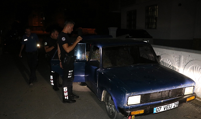 Ehliyetsiz sürücü yakalanınca gözyaşı döktü