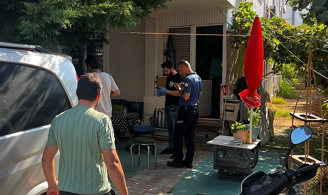 Evinde ölü bulundu
