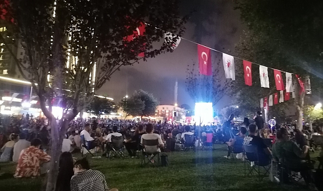 Gülveren Parkı’nda “Üniversite’ye Hoş Geldin” Konseri