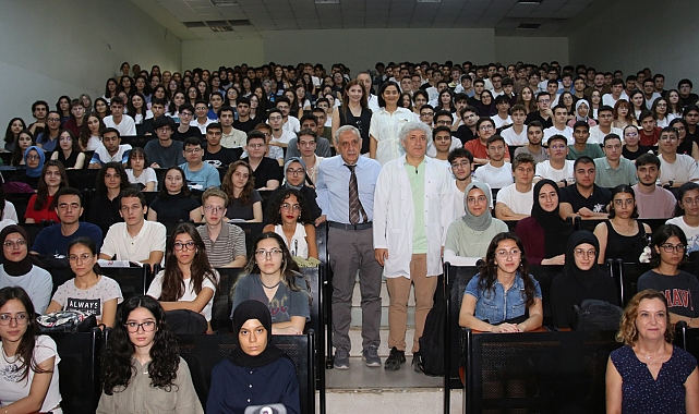 Hekim adaylarına ilk ders