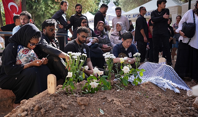 İsrail askerlerince öldürülen Ayşenur Ezgi Eygi, son yolculuğuna uğurlandı
