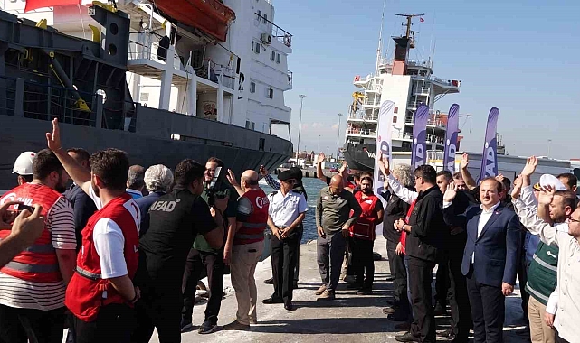 'İyilik Gemisi' Somali yolunda