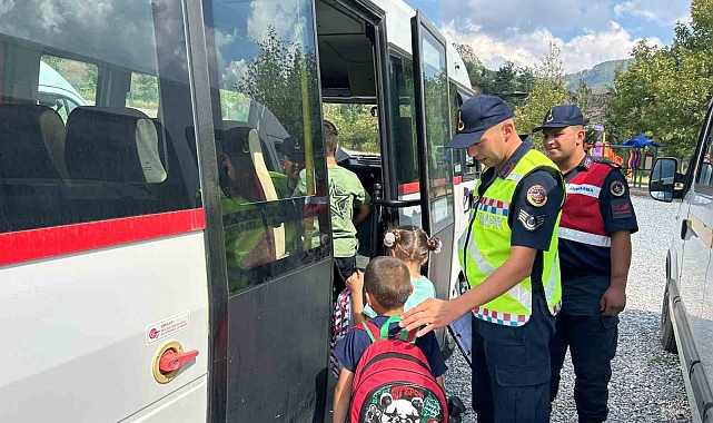 Jandarmadan okul servislerine denetim