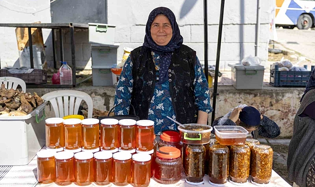 Kadınlar, 'Kırsal Mahalle Buluşmaları'nda bir araya geldi