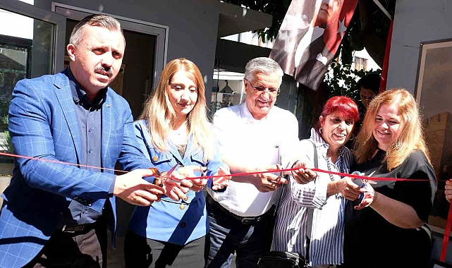 Kemer Belediyesi Kültür Evi'nde sergi