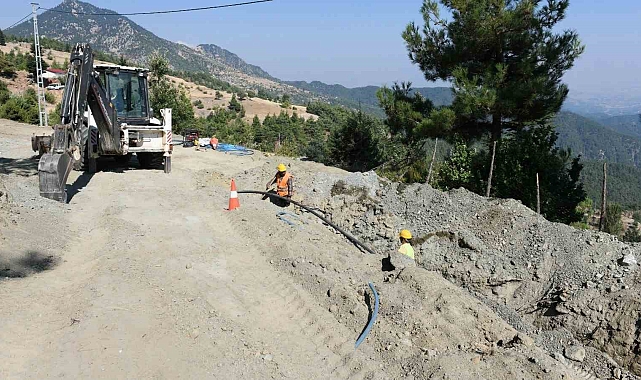 Köşürge'nin yeni içmesuyu hattının imalatı sürüyor