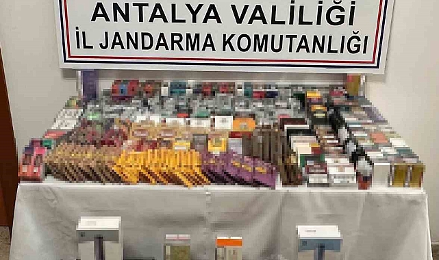 Manavgat'ta kaçak tütün ve sigara operasyonu