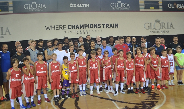 Minik Basketbolculardan Sürpriz