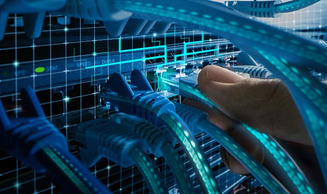 Vatandaşlar Yüksek GSM ve İnternet Tarifelerinden Şikayetçi