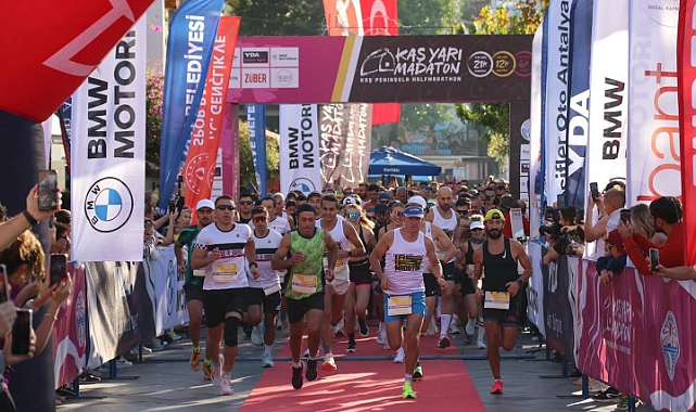 "6. Kaş Yarımadaton" yarışları yapıldı
