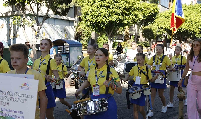 Alanya'da dans ve müzik dolu festival