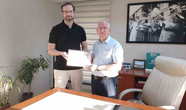 Alman Alexander Müslüman olup 'Ali' ismini aldı