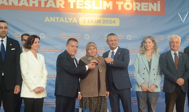 Anahtarlarını Özgür Özel’in Elinden Aldılar