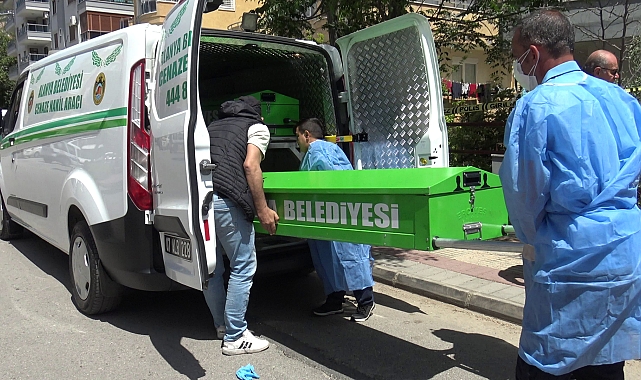 Annesini öldürüp gardıroba saklayan sanığa ağırlaştırılmış müebbet