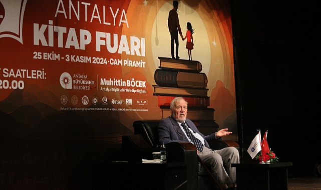 Antalya Kitap Fuarı’nda Prof. Dr. İlber Ortaylı Söyleşisi Yoğun İlgi Gördü