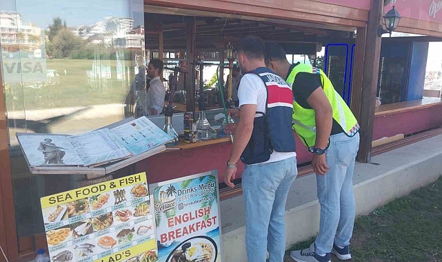 Antalya'da belgesiz nargile sunumu yapan 4 kafeye 332 bin TL ceza