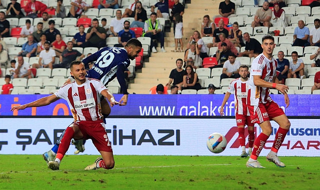 Antalyaspor - Galatasaray maçının muhtemel 11'leri