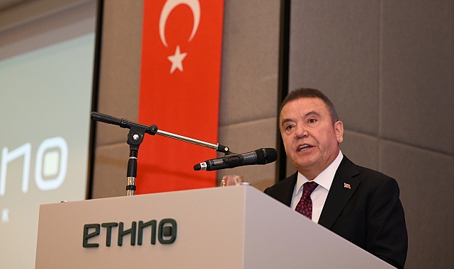Başkan Böcek: Turizme hizmet için daha fazla pay almalıyız