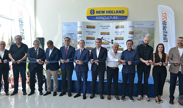 Bilal’den Finike’ye Yeni Yatırım! New Holland 3S Plaza Açıldı