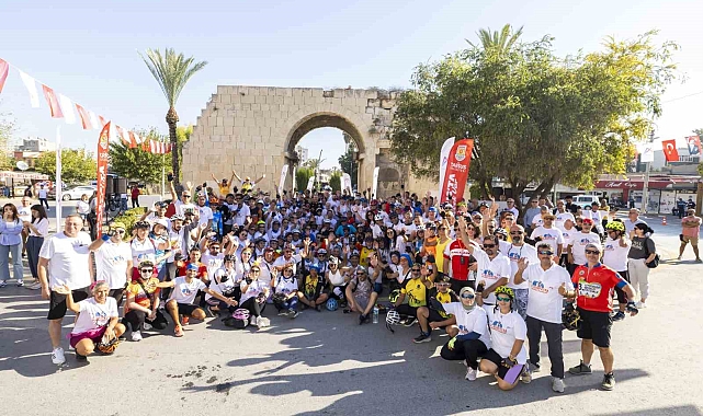 Bisiklet tutkunları 'Kleopatra Bisiklet Festivali'nde buluştu