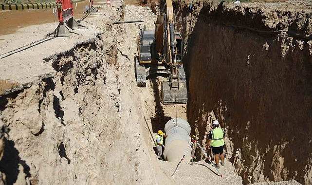 Büyükşehir'den Aksu'da 185 milyonluk altyapı çalışması