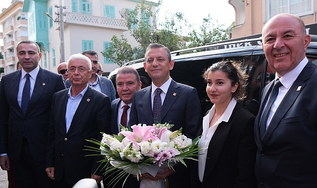 CHP Genel Başkanı Özel, Antalya'da