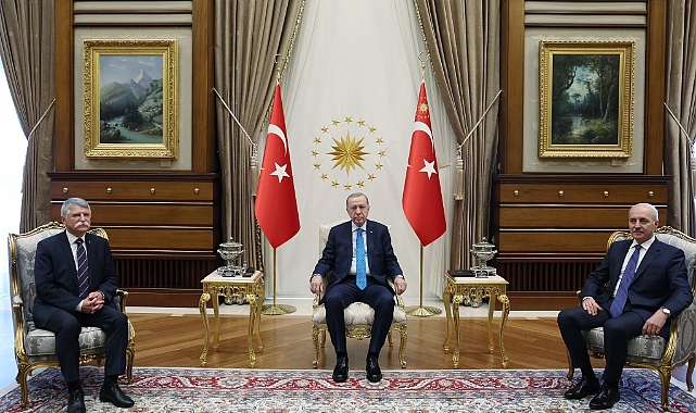 Cumhurbaşkanı Erdoğan, TBMM Başkanı Kurtulmuş'u kabul etti