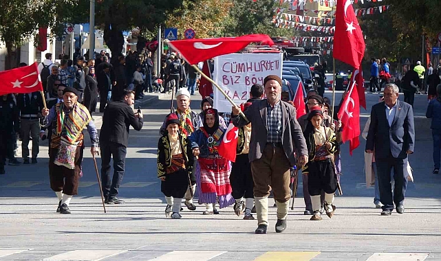 Cumhuriyet'in 101'inci yılı Burdur'da coşkuyla kutlandı