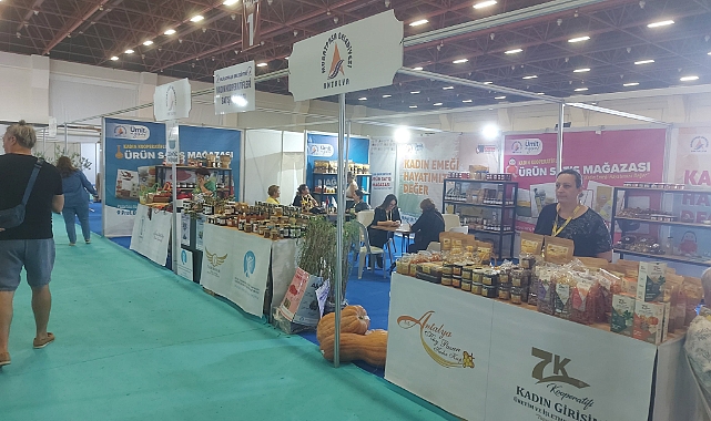 El emekleri büyük ilgi gördü