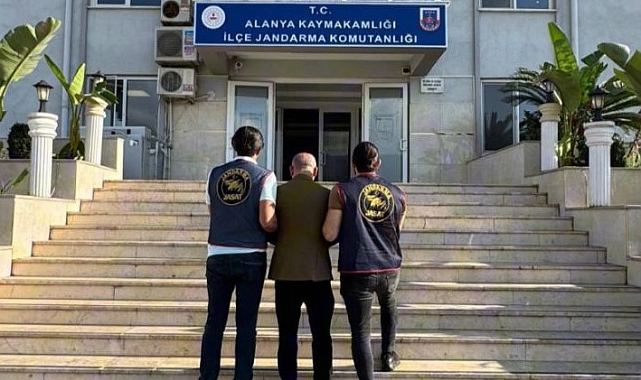 Jandarma, Antalya'da 72 saatte 211 aranan şahsı yakaladı
