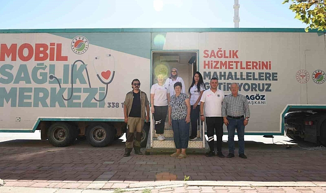 Kepez'in Mobil Sağlık Tırı mahallelerde