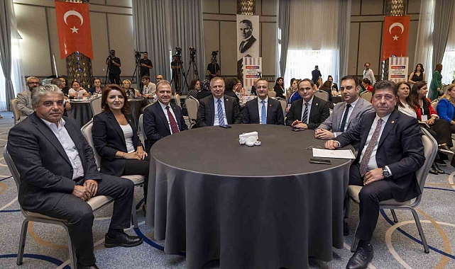 Mersin'de düzenlenen Sosyal Politikalar Çalıştayı tamamlandı