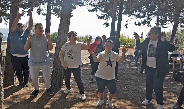 Özel bireyler Darısekisi Örnek Köyünü gezdi