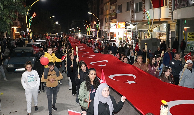 Sandıklı'da bayram kutlaması