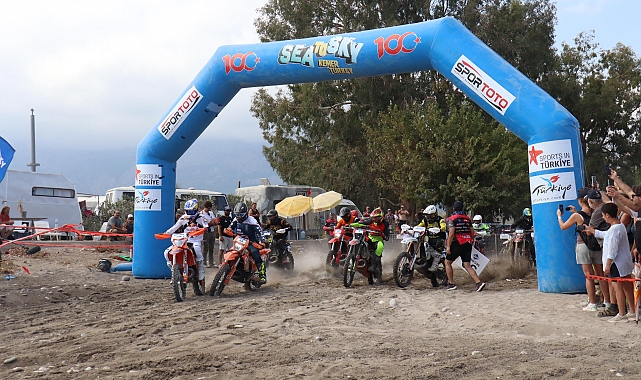 Sea To Sky Enduro Motosiklet Yarışı'nda ilk gün sahil etabı tamamlandı