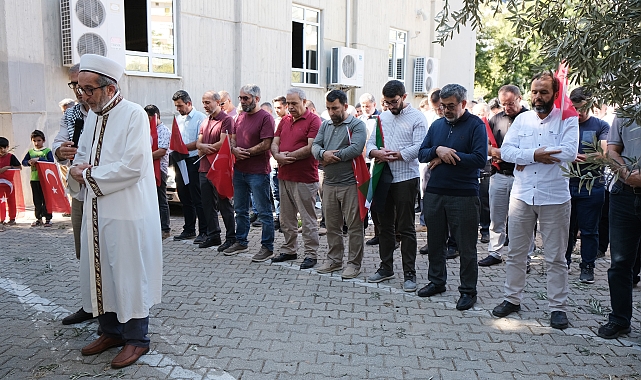 Şehitler için gıyabi cenaze namazı