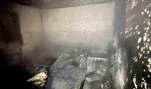 Tarsus'ta bir evde çıkan yangında maddi hasar meydana geldi