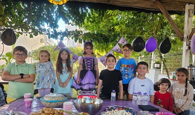 Umay Ada, Yeni Yaşını Harika Bir Kutlamayla Karşıladı